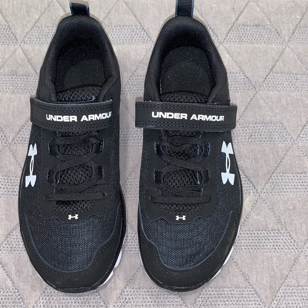 Under Armour Kids Sneakers - Black with White Accents